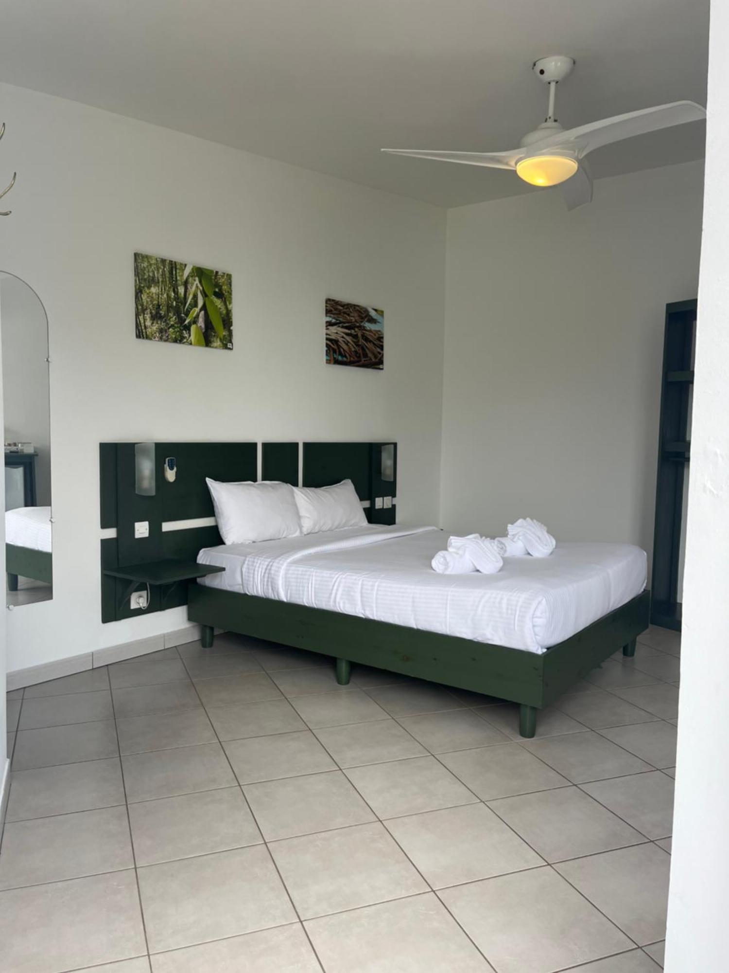 Hotel Les Embruns Du Baril 생-필립 외부 사진